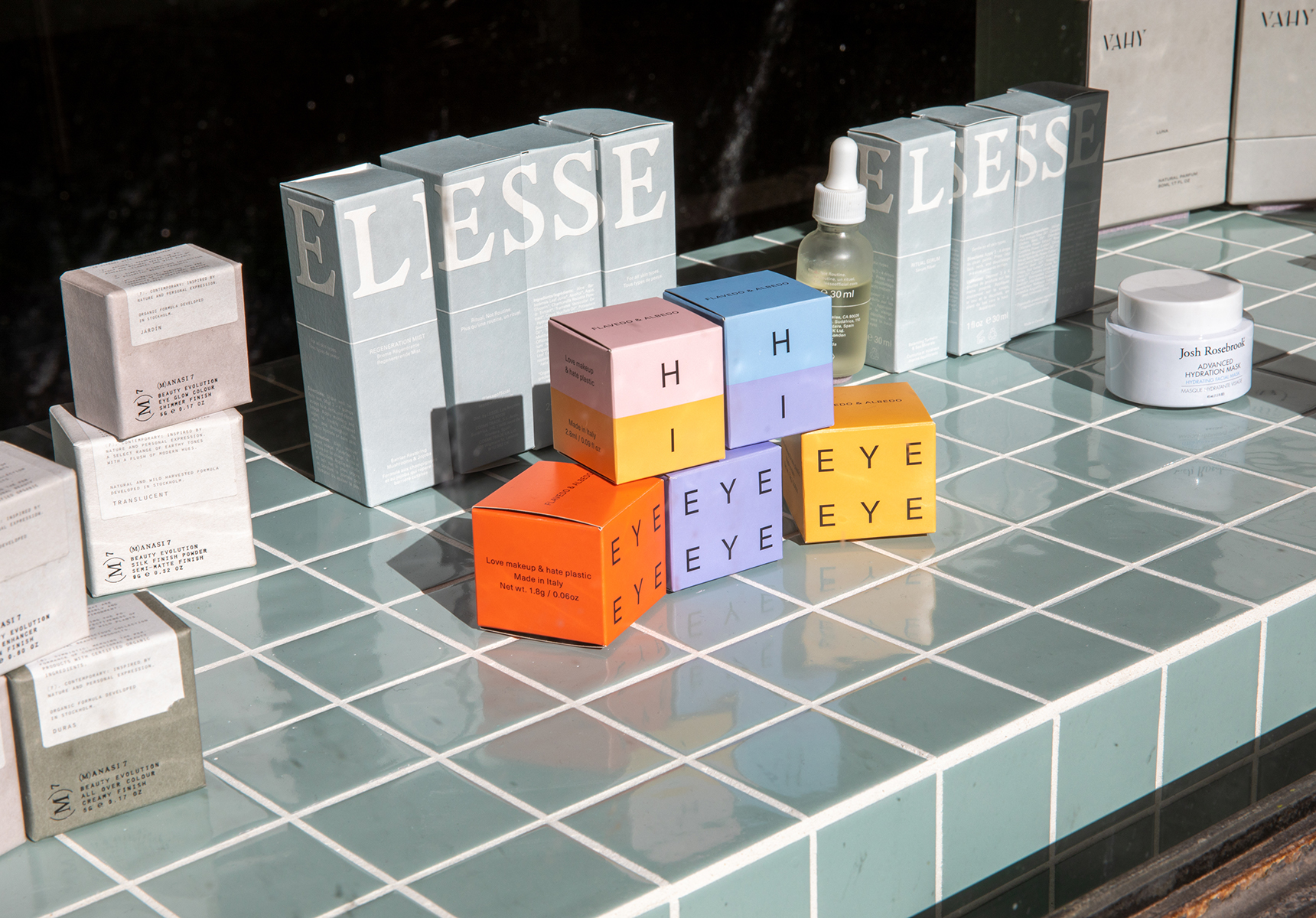 Find Globally SoughtAfter Cosmetics and Skincare at Iris Store